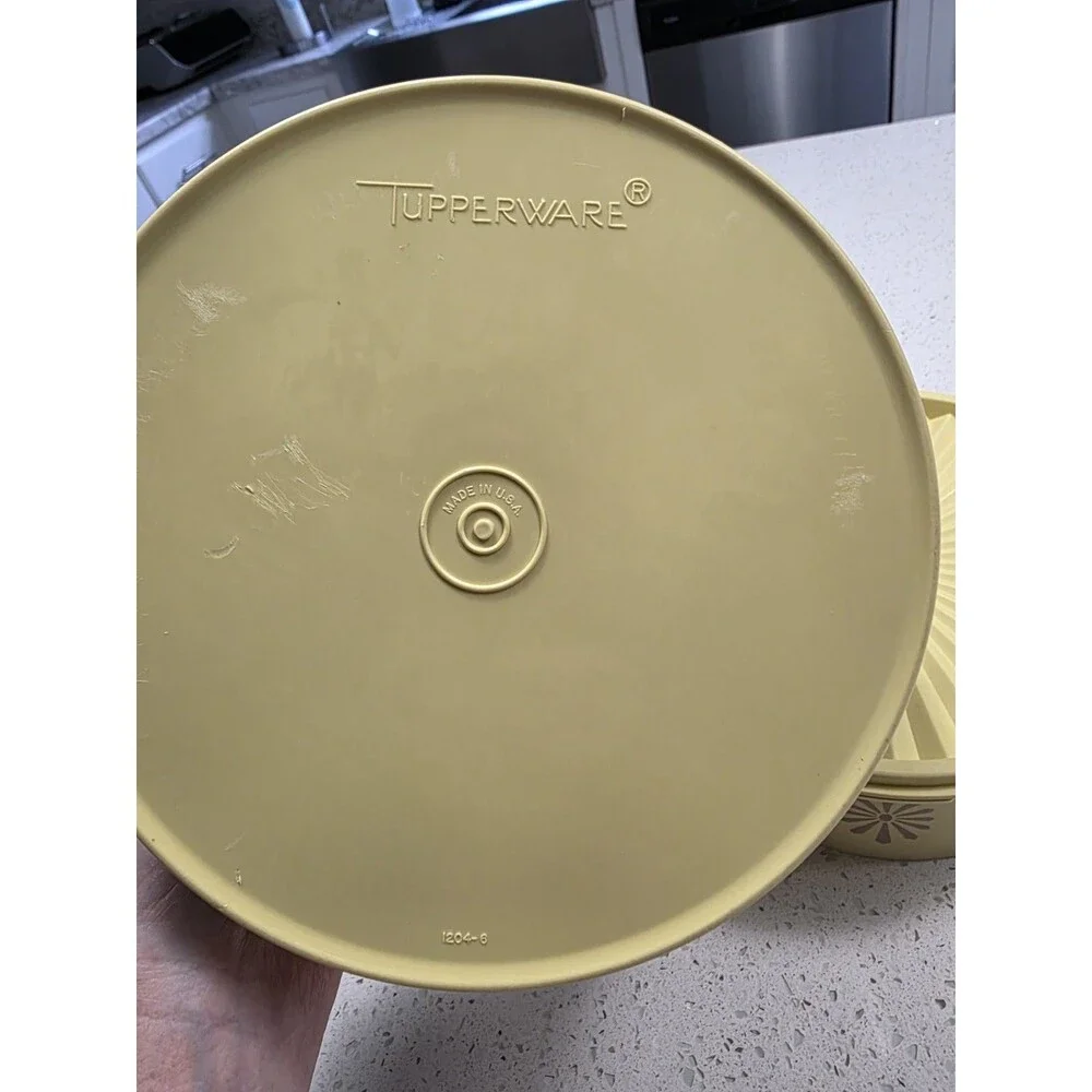 Tupperware this vintage